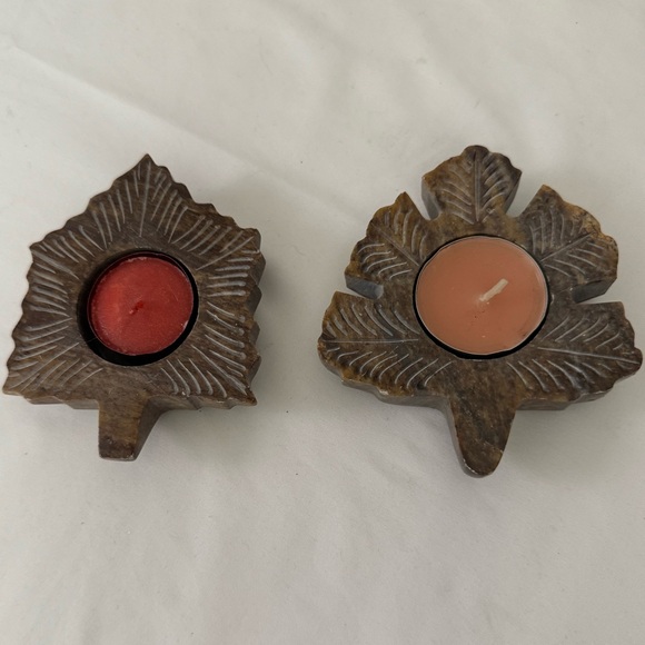 Hand Carved Stone Maple Leaf Tea light Holders set of 2 - Picture 1 of 12